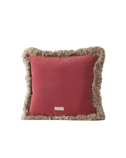 OPALA Home Talismans makes handmade luxury velvet cushions for an exclusive home decor, made in Portugal with premium cotton velvet. Meet Opala custom-made cushions, unique and luxurious home decor accessories.