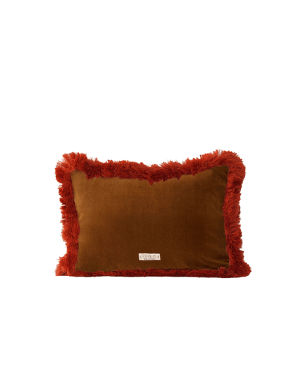 OPALA Home Talismans makes handmade luxury velvet cushions for an exclusive home decor, made in Portugal with premium cotton velvet. Meet Opala custom-made cushions, unique and luxurious home decor accessories.
