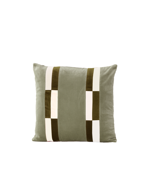 OPALA Home Talismans makes handmade luxury velvet cushions for an exclusive home decor, made in Portugal with premium cotton velvet. Meet Opala custom-made cushions, unique and luxurious home decor accessories.