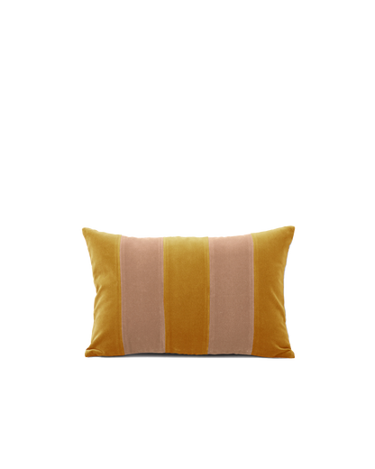 OPALA Home Talismans makes handmade luxury velvet cushions for an exclusive home decor, made in Portugal with premium cotton velvet. Meet Opala custom-made cushions, unique and luxurious home decor accessories.