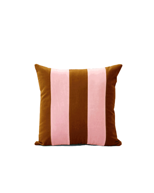 OPALA Home Talismans makes handmade luxury velvet cushions for an exclusive home decor, made in Portugal with premium cotton velvet. Meet Opala custom-made cushions, unique and luxurious home decor accessories.