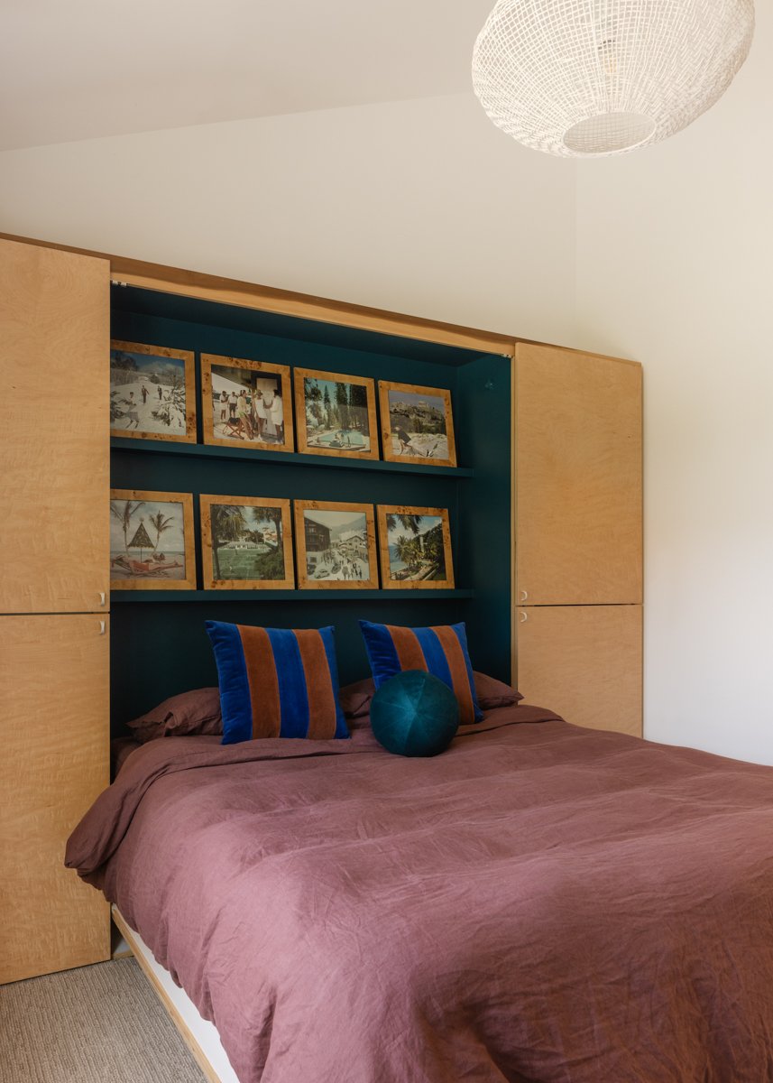 OPALA Home Talismans makes handmade luxury velvet cushions for an exclusive home decor, made in Portugal with premium cotton velvet. Meet Opala custom-made cushions, unique and luxurious home decor accessories.