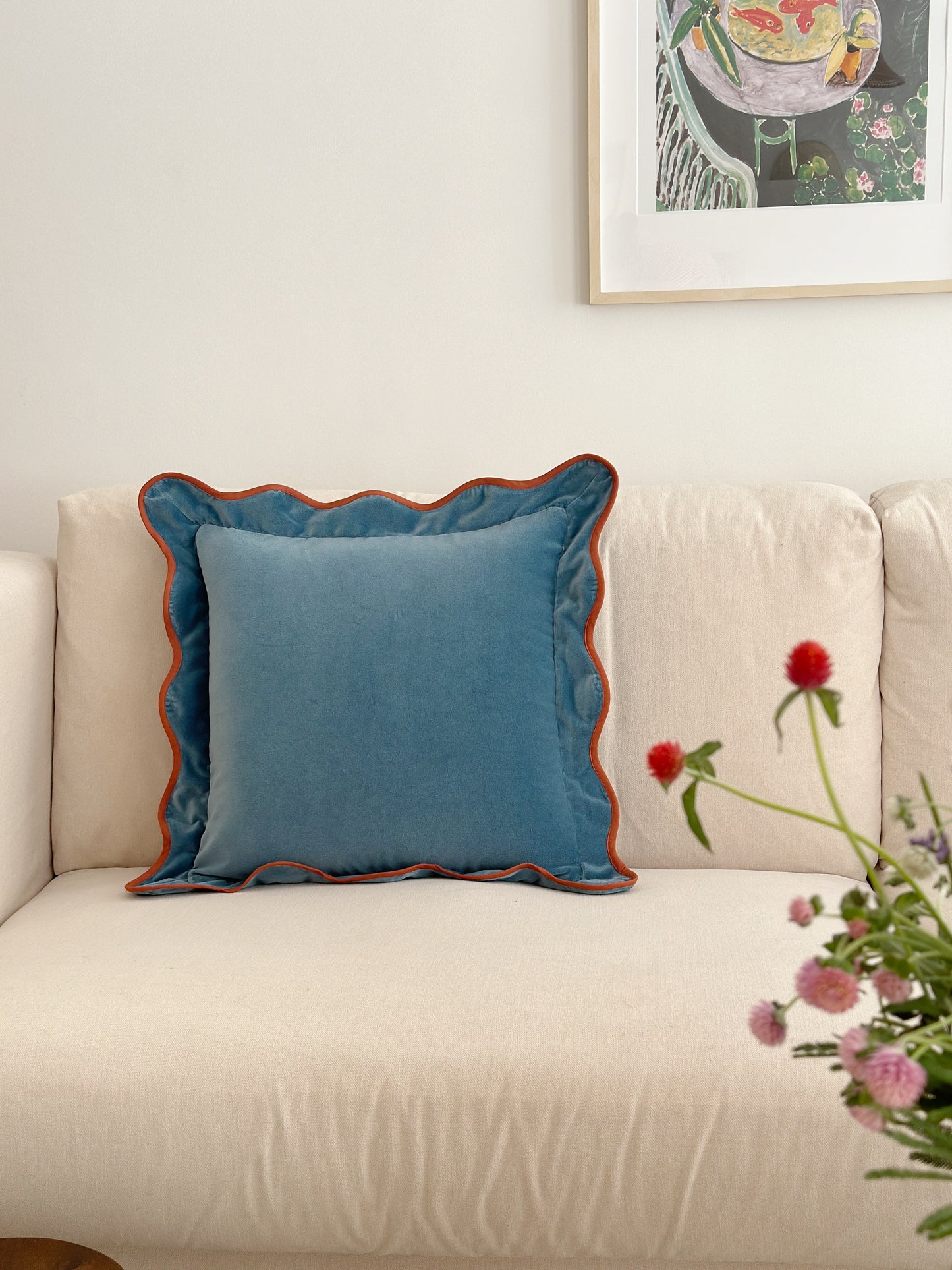 OPALA Home Talismans makes handmade luxury velvet cushions for an exclusive home decor, made in Portugal with premium cotton velvet. Meet Opala custom-made cushions, unique and luxurious home decor accessories.