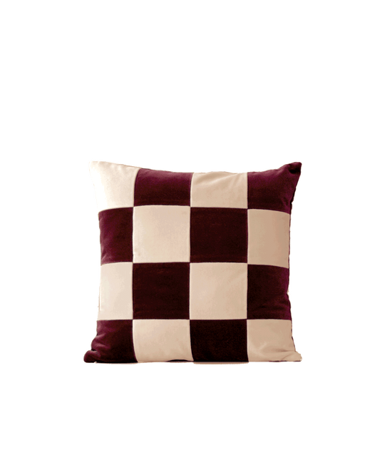 OPALA Home Talismans makes handmade luxury velvet cushions for an exclusive home decor, made in Portugal with premium cotton velvet. Meet Opala custom-made cushions, unique and luxurious home decor accessories.