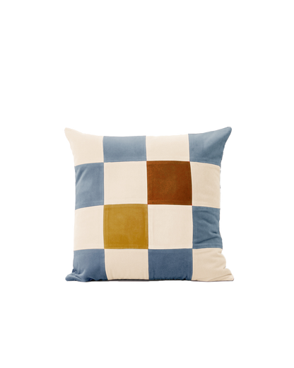 OPALA Home Talismans makes handmade luxury velvet cushions for an exclusive home decor, made in Portugal with premium cotton velvet. Meet Opala custom-made cushions, unique and luxurious home decor accessories.