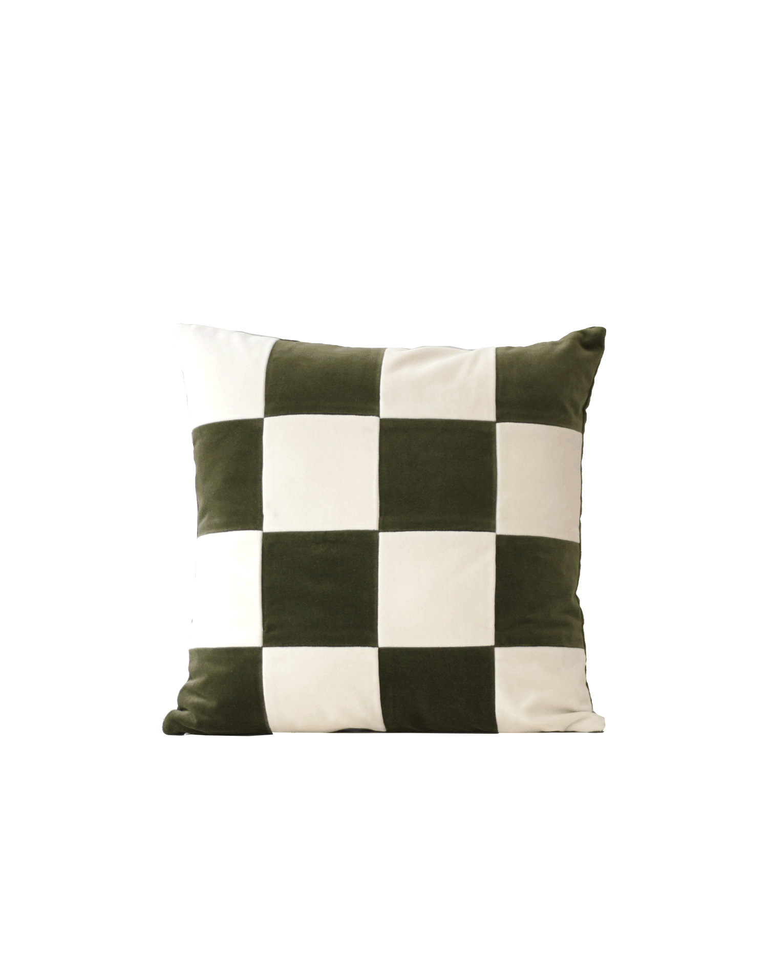 OPALA Home Talismans makes handmade luxury velvet cushions for an exclusive home decor, made in Portugal with premium cotton velvet. Meet Opala custom-made cushions, unique and luxurious home decor accessories.