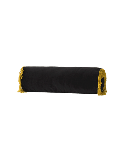 OPALA Home Talismans makes handmade luxury velvet cushions for an exclusive home decor, made in Portugal with premium cotton velvet. Meet Opala custom-made cushions, unique and luxurious home decor accessories.