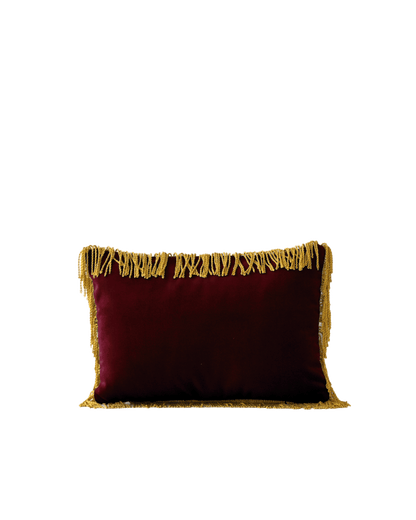 OPALA Home Talismans makes handmade luxury velvet cushions for an exclusive home decor, made in Portugal with premium cotton velvet. Meet Opala custom-made cushions, unique and luxurious home decor accessories.