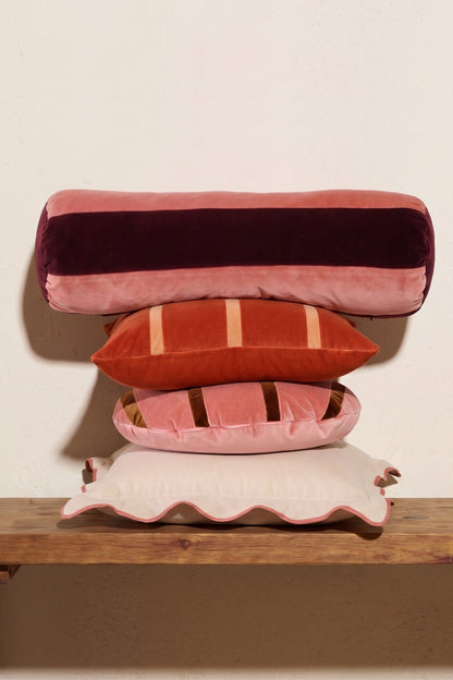 OPALA Home Talismans makes handmade luxury velvet cushions for an exclusive home decor, made in Portugal with premium cotton velvet. Meet Opala custom-made cushions, unique and luxurious home decor accessories.